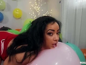 Balloons & Booty Party - Bad Kittyyy