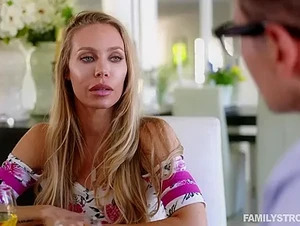 Nutting In His Not Quite Aunt with Nicole Aniston