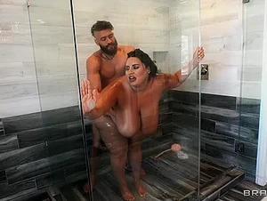 Xander Corvus, Sofia Rose Dildo Showers Bring Big Cocks / 6.10.2020