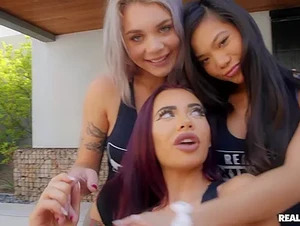 Demi Sutra, Vina Sky, Sabina Rouge, Lacy Lennon, Gabbie Carter, LaSirena69 WLT S02E01: New Place, New Personalities / 7.8.2020